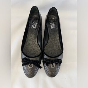 Salvatore Ferragamo Black Leather Flats with Bow Detail